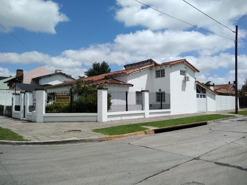 Casa En Venta En Monte Grande