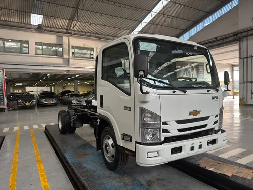 Chasis Npr Euro 6 Modelo 2025 O Kms