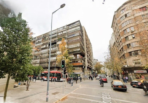 Centro Médico Odontológico Con 7 Privados En Venta Santiago
