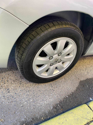 Imagem 7 de 13 de Peugeot 207 Passion 2010 1.4 Xr Sport Flex 4p