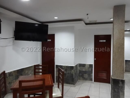 Imagen 2 de 10 de Casa En Venta Urb,sabana Grande Mls #22-28965 Sc