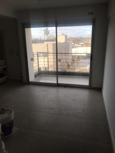 Imagen 3 de 8 de Departamento En Venta En Bernal Centro