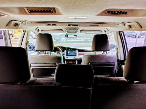 Toyota Innova 2.7 Srv 6at 8a