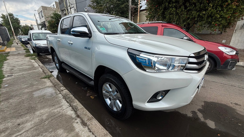 Toyota Hilux Srv 4x4 Automática