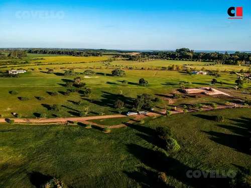 Terreno En Venta De 2795m2 En Barrio Privado Carmelo Golf