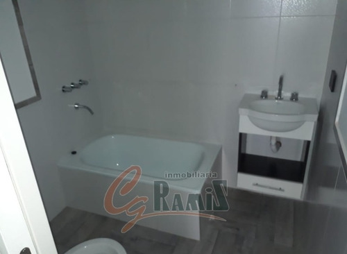 Imagen 8 de 10 de Casa En Alquiler A Nuevo. Marañon 1200 Ituzaingo