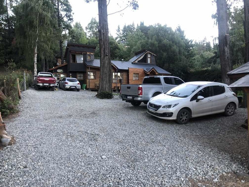 Imagen 12 de 16 de Cabañas Vista Al Lago Av. Bustillo 5500 Frente Al Lago. Atendido Por Sus Dueños. Parrilla Wifi Estacionamiento. Consulta Tarifa !!