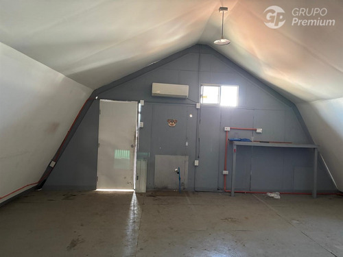 Arriendo Galpón Con Oficinas En Zona Estratégica De Renca