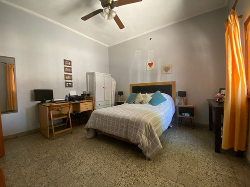 Casa En Venta 3 Amb, Benito Juarez, El Palomar