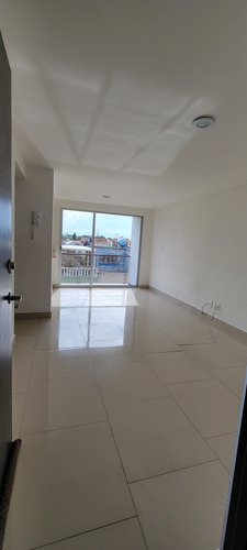 Departamento Con 2 Recámaras Y 2 Baños Completos