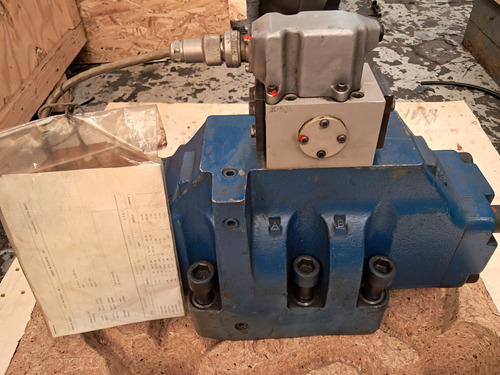 Servo Valvula Moog D665-404a (Usado)