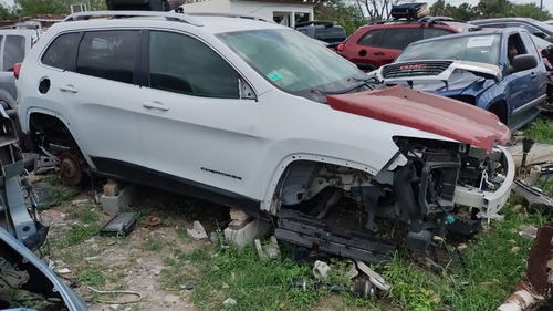 Jeep Cherokee Latitude 2016 ( En Partes ) 2014 - 2018 3.2 V6