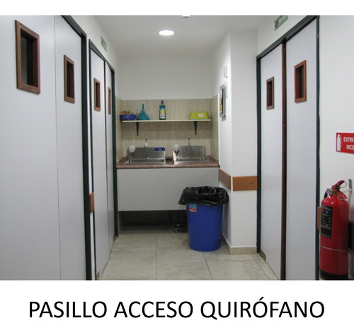 Oficina Acondicionada Como Centro Ambulatorio - Avda. Casanova / Tsc