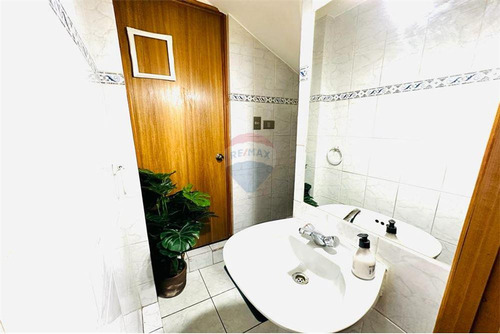 Casa En Venta Limite Providencia - Ñuñoa
