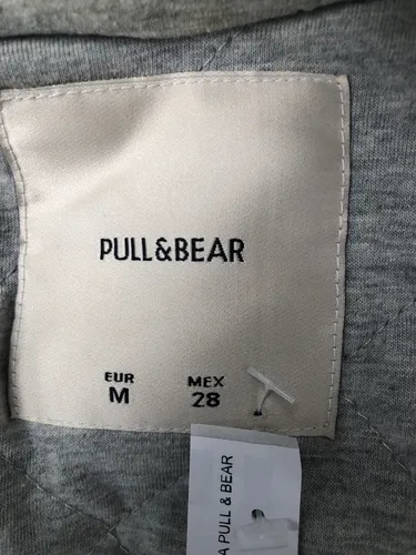 Chamarra pull and bear verde hotsell