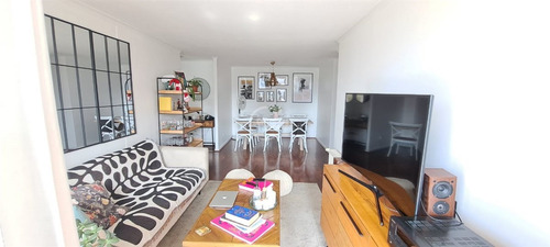 Departamento En Venta De 2 Dorm. En Las Condes