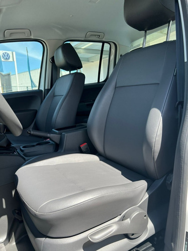Imagen 6 de 25 de Volkswagen Amarok Trendline 140cv 4x2 2023 - Brian Avalos