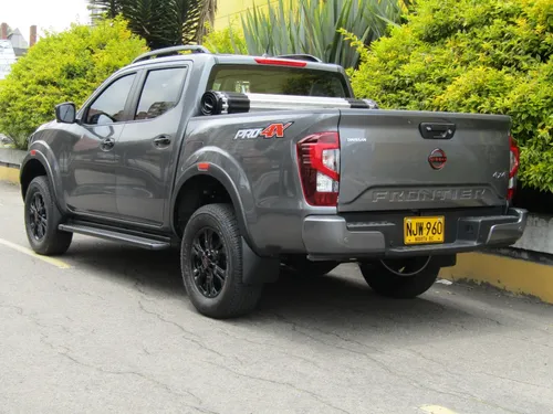 Nissan Frontier 2.5 Pro4X 4X4 At