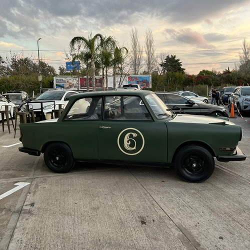 Bmw De Carlo 700