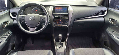 Toyota Yaris 1.5 16V FLEX SEDAN XS CONNECT MULTIDRIVE