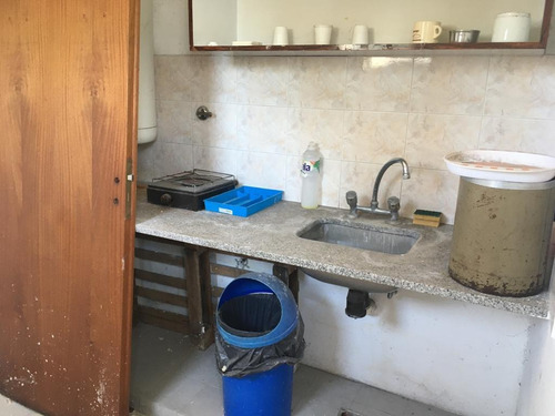 Venta Fabrica Lactosur 44 E/ 137 Y 138