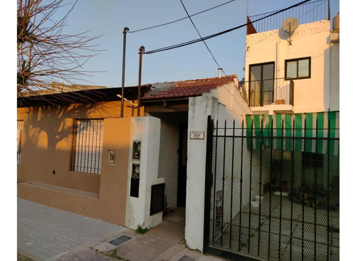 Venta 2 Ph De Dos Ambientes En Planta Alta, Villa Ballester