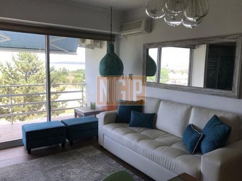 Apartamente Frente Al Mar, 100 % Reciclado En Excelente Ubicacion Frente Al Mar Y Cerca Del Casino Ex Conrad.-ref:26704