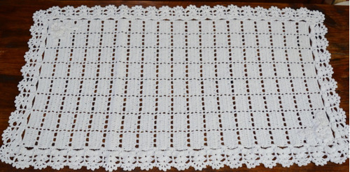 Carpeta De Mesa Camino Tejida Crochet  Macramé 50 X 85 Cm