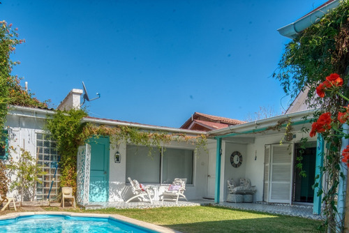 Venta Casa Extraordinaria Boulevard Pucará
