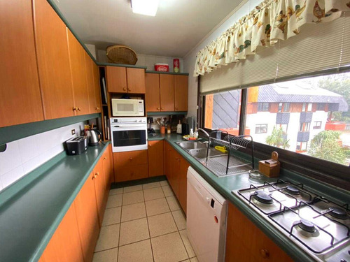 Vendo Amplio Departamento Duplex Pucon (90988)
