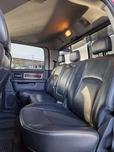 Dodge Ram 2500 5.7 Pickup Crew Cab Laramie 4x2 Mt