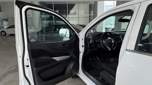 Pick Up Np300 Doble Cab Se A/c Tm 6 Vel