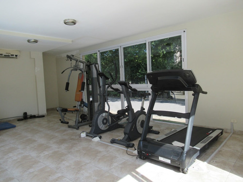 Imagen 13 de 14 de Duplex Venta 2 Ambientes Cochera Jardines De Saravi Pilar