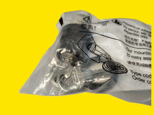 Abb - Abb 1sfa611280r1001 M2ssk-101 Selector C/llave 2