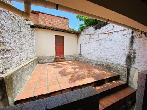 Imagem 6 de 15 de Casa Usada Para Venda Em Natal, Rocas - Casa Na Rua São Sebastião, 2 Dormitórios, 1 Banheiro, 1 Vaga - Cas1675-c_2-1144204