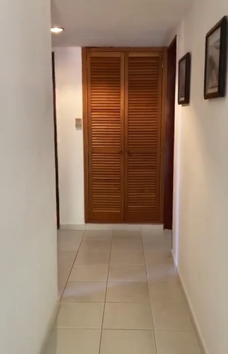 Imagen 12 de 23 de Se Vende Apartamento En Res. Loma Dorada - Porlamar