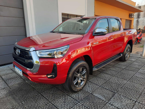 Toyota Hilux 2.8 Cd Srv 177cv 4x2 At