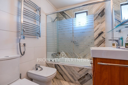 Casa 7 Dormitorios En 1300 M2 De Terreno, Gran Qui...