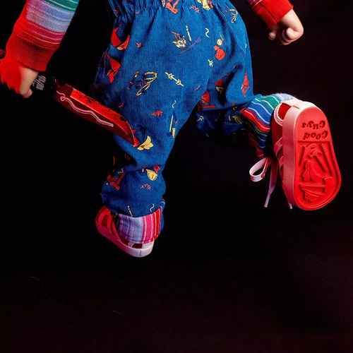 Muñeco Ultimate Chucky Doll Movimiento En Ojos Oficial