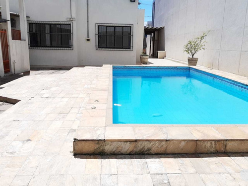 Imagem 3 de 30 de Murano Imobiliária Aluga Casa Comercial De 06 Quartos Na Praia Da Costa, Vila Velha - Es. - 3403