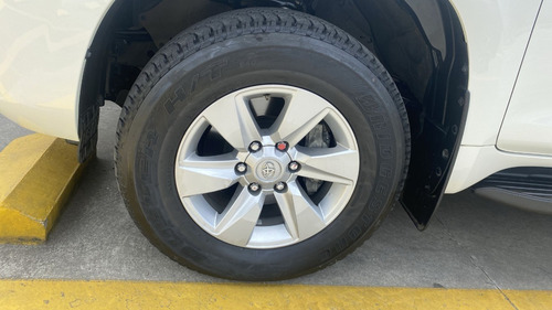 Imagen 14 de 25 de Toyota Prado
