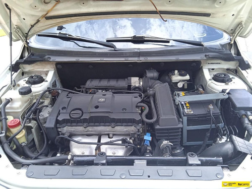 Dong Feng S30 .