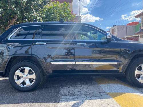 Imagen 5 de 15 de Jeep Grand Cherokee 2013 3.6 Limited Navegación V6 4x2 Mt