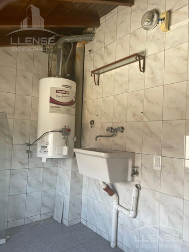 Departamento En Planta Alta 3 Ambientes - Barrio Parque Calchaquí - Quilmes Oeste