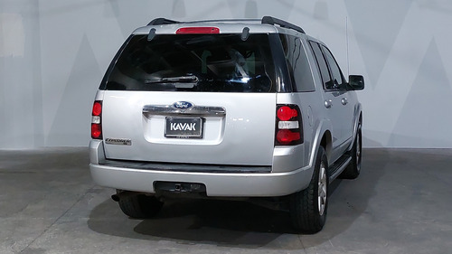 Ford Explorer 4.0 XLT BASE 4X2 V6 TELA AT