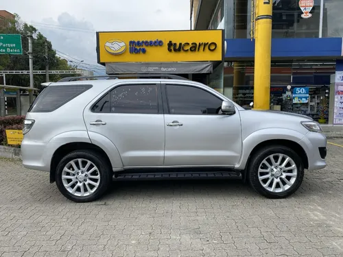 Toyota Fortuner 2.7l 4x2