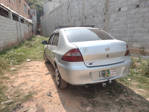 Imagem 8 de 12 de Chevrolet Prisma 2007 1.4 Maxx Econoflex 4p