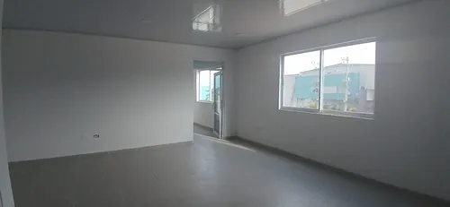 Bodega Moderna Espaciosa Y Con Excelentes Acabados. Cod. 54596