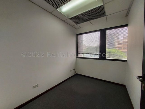 Imagen 13 de 19 de Oficina En Alquiler Mls# 22-27174 Mv