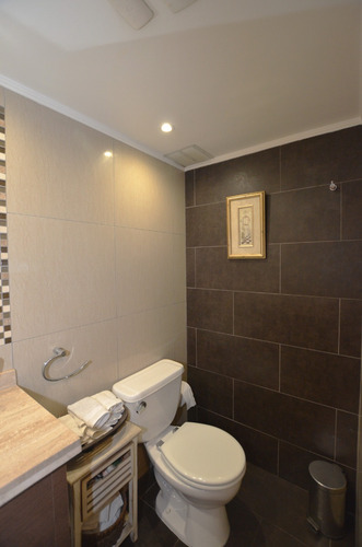 Depto. 150 M². Raúl Labbé 3 Dormitorios /3 Baños + Servicios